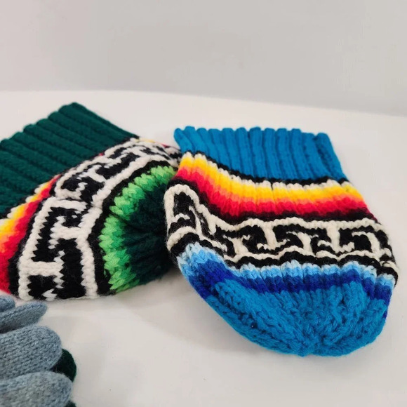 Geometric Beanie  & Gloves Sets Hand Knit Matching OS - Picture 12 of 12